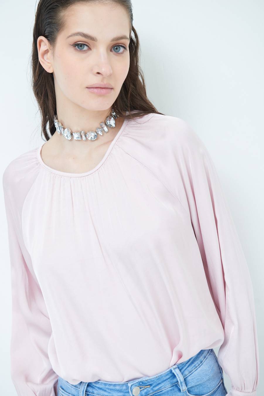 Kikisix CASACCA RASO VISCOSA INCRESPATA COLLO ROSA