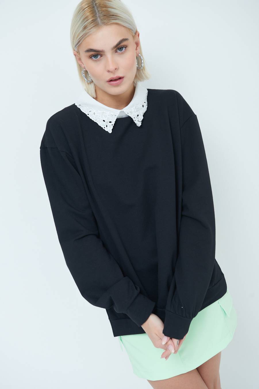 Kikisix FELPA CON COLLETTO CON STRASS NERO