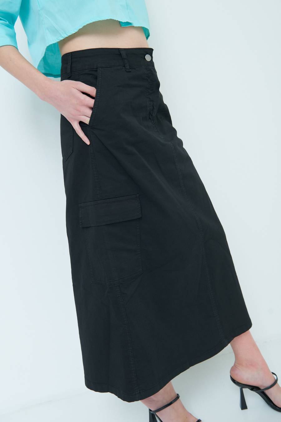 Kikisix GONNA CON TASCONI NERO