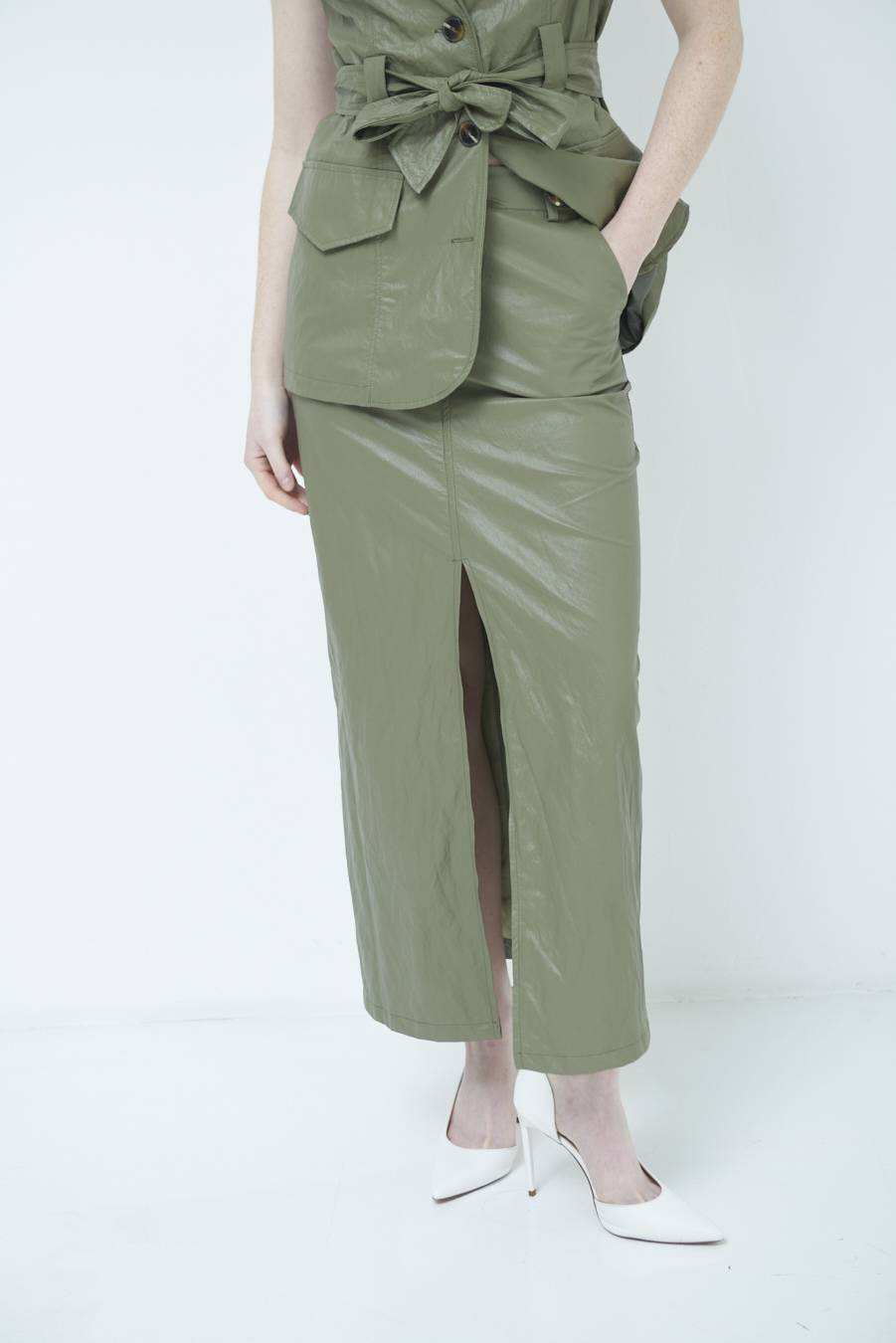 Kikisix GONNA ECOPELLE STROPICCIATA VERDE MILITARE