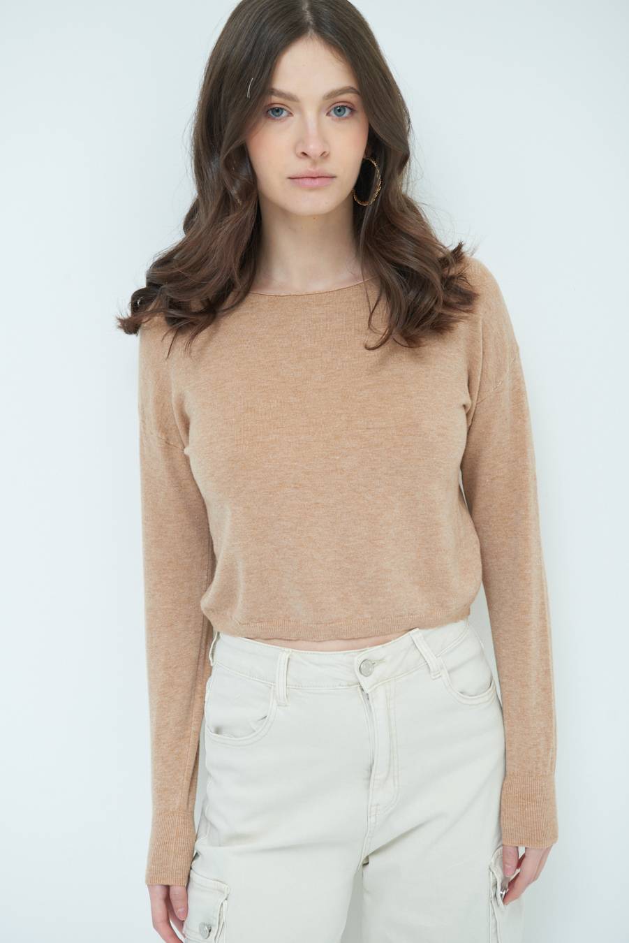 Kikisix MAGLIA SCATOLINA SCOLLO A BARCA CAMMELLO