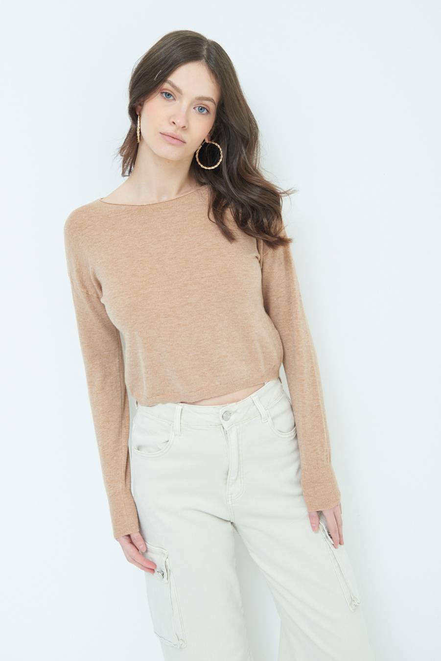 Kikisix MAGLIA SCATOLINA SCOLLO A BARCA CAMMELLO