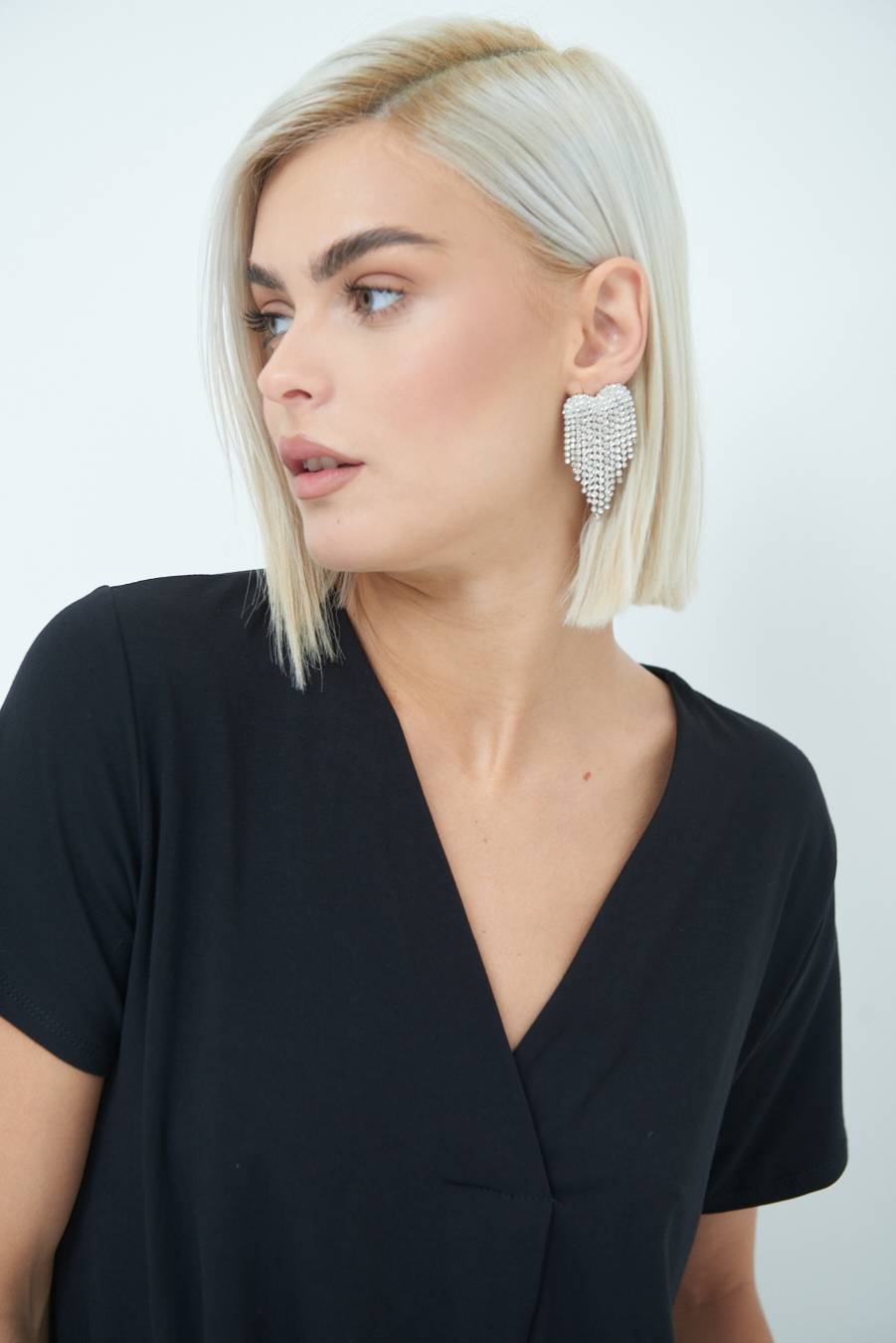 Kikisix MAGLIA VISCOSA MANICA CORTA NERO