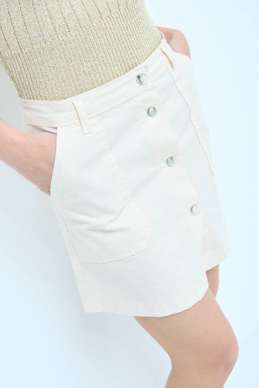 Kikisix MINIGONNA BOTTONI DV. BEIGE