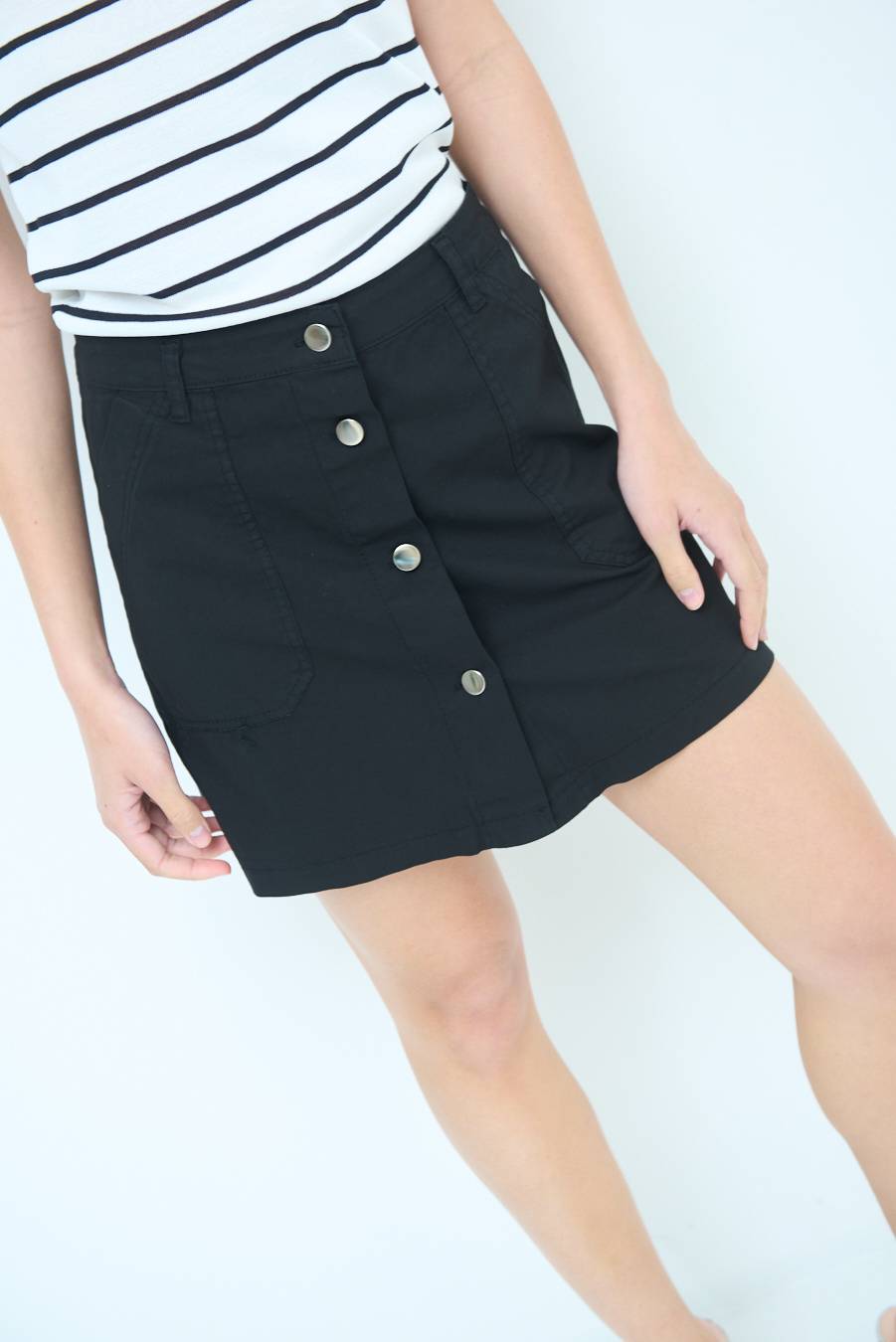 Kikisix MINIGONNA BOTTONI DV. NERO