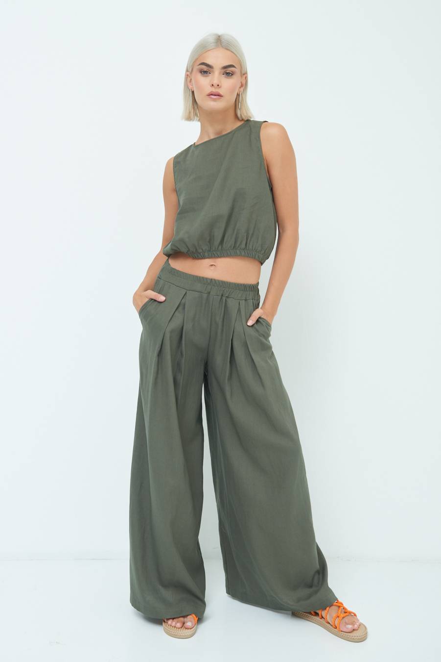 Kikisix PANTA PALAZZO CON PINCE VERDE MILITARE