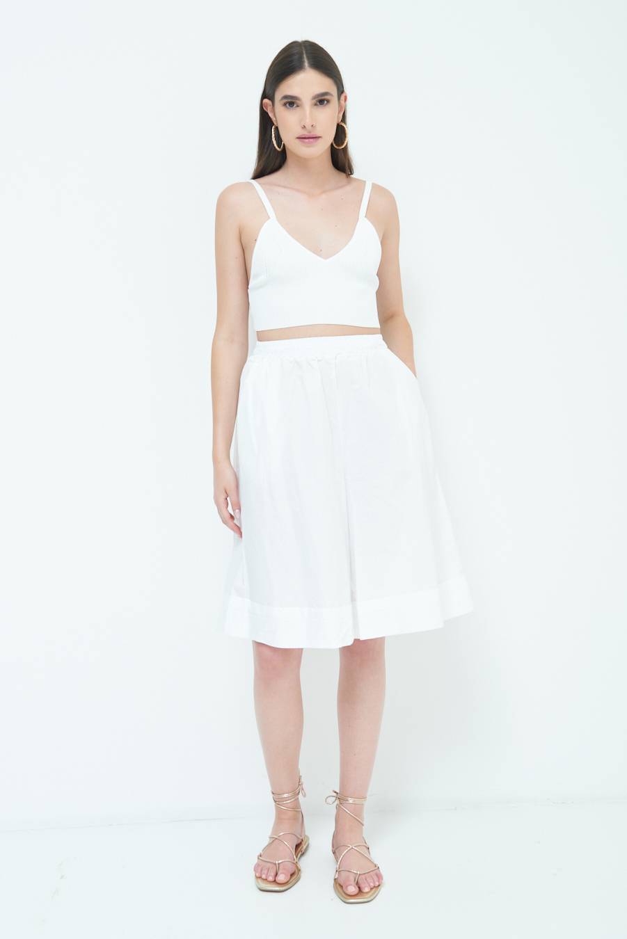 Kikisix PANTALONE CROP CON RISVOLTO BURRO