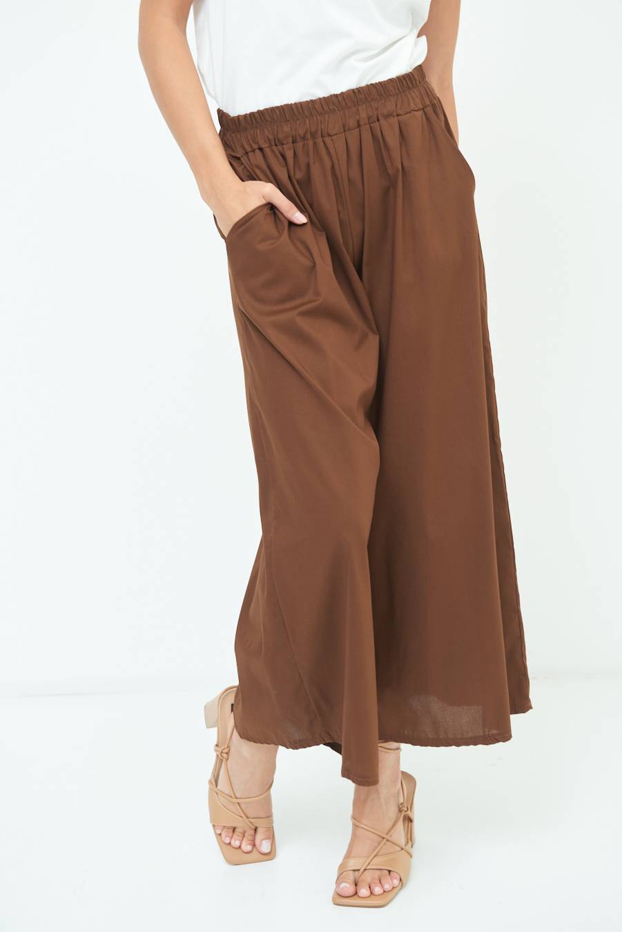 Kikisix PANTALONE CROP ELASTICO UNITO CIOCCOLATO