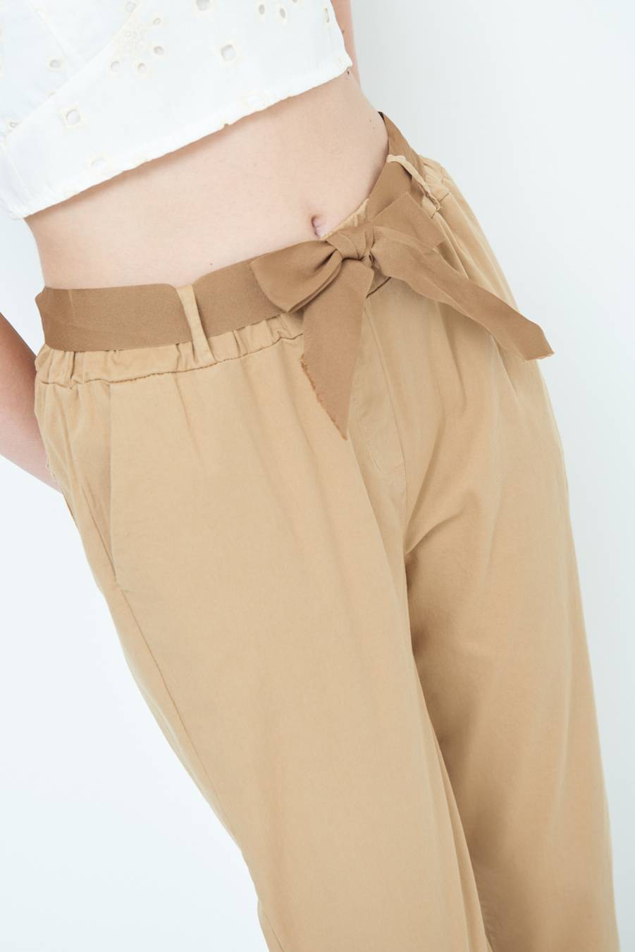 Kikisix PANTALONE DRITTO CON RISVOLTO CAMMELLO