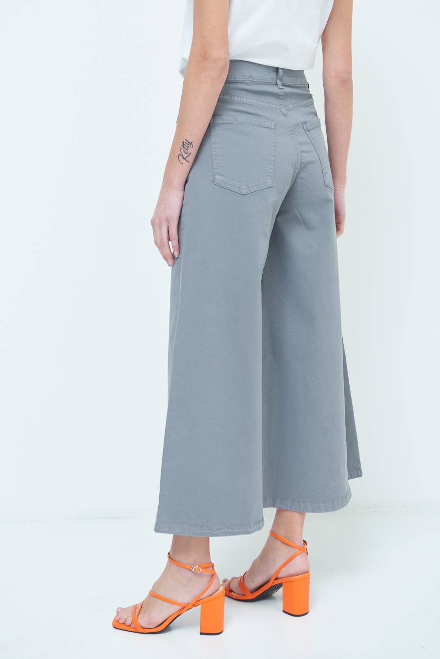 Kikisix PANTALONE/GONNA GABARDINA GRIGIO