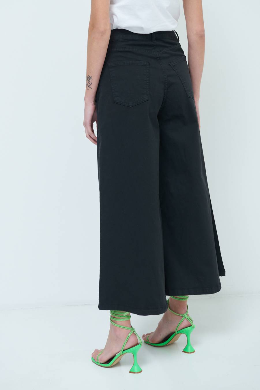 Kikisix PANTALONE/GONNA GABARDINA NERO