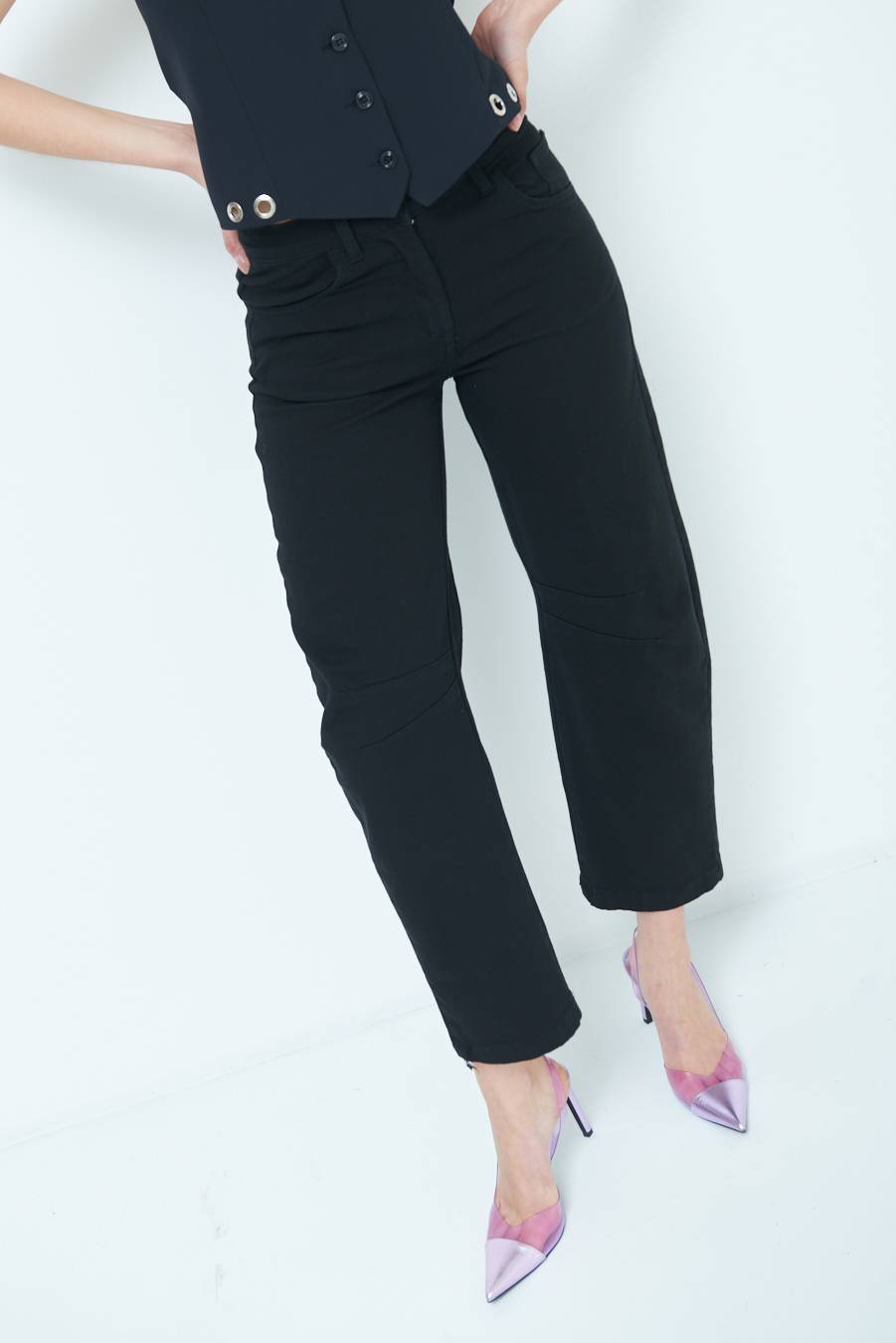 Kikisix PANTALONE LINEA UOVO NERO