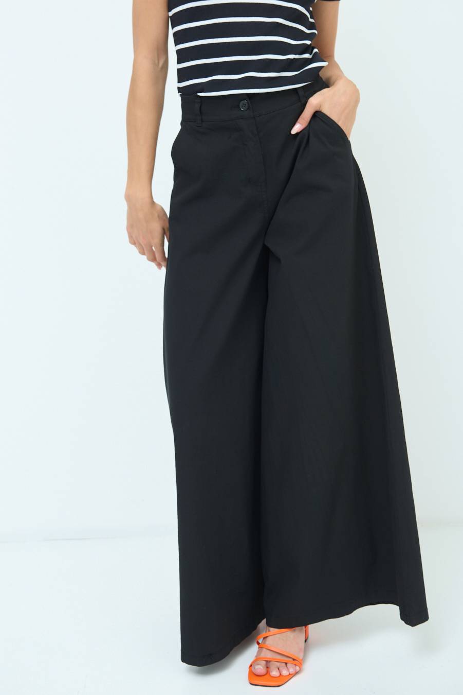 Kikisix PANTALONE PALAZZO COTONE NERO