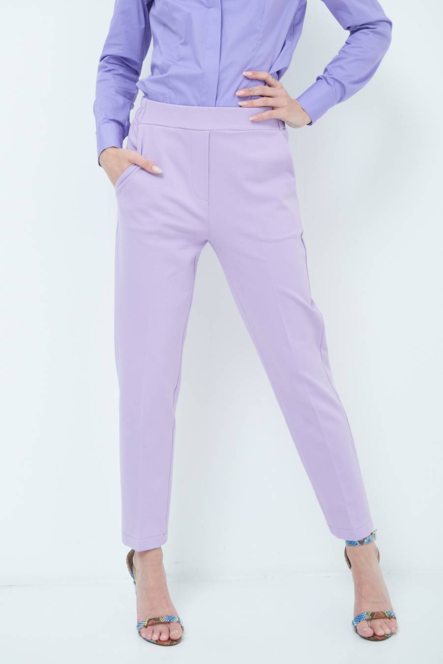 Kikisix PANTALONE SIGARETTA LILLA