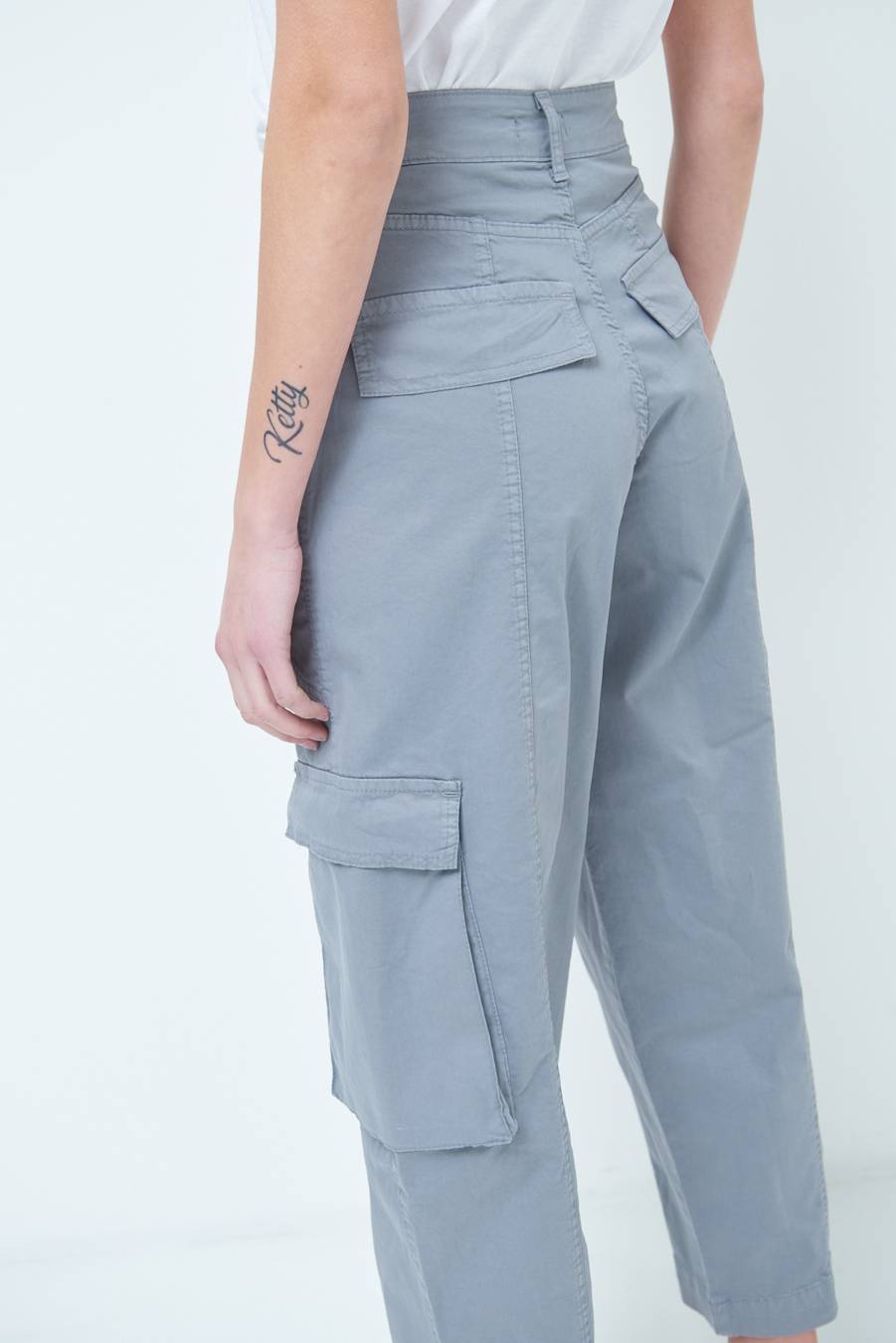 Kikisix PANTALONE TASCONI GRIGIO