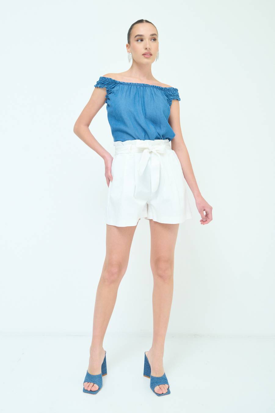 Kikisix SHORT CON CINTURA FASCIA BIANCO