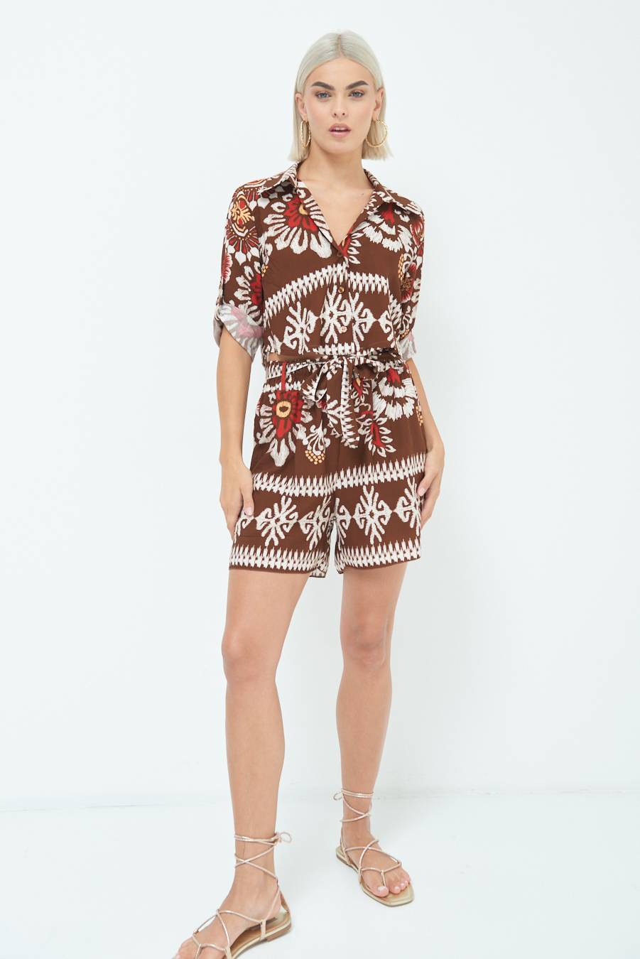 Kikisix SHORTS CON CINTURA STAMPA BALZA MORO