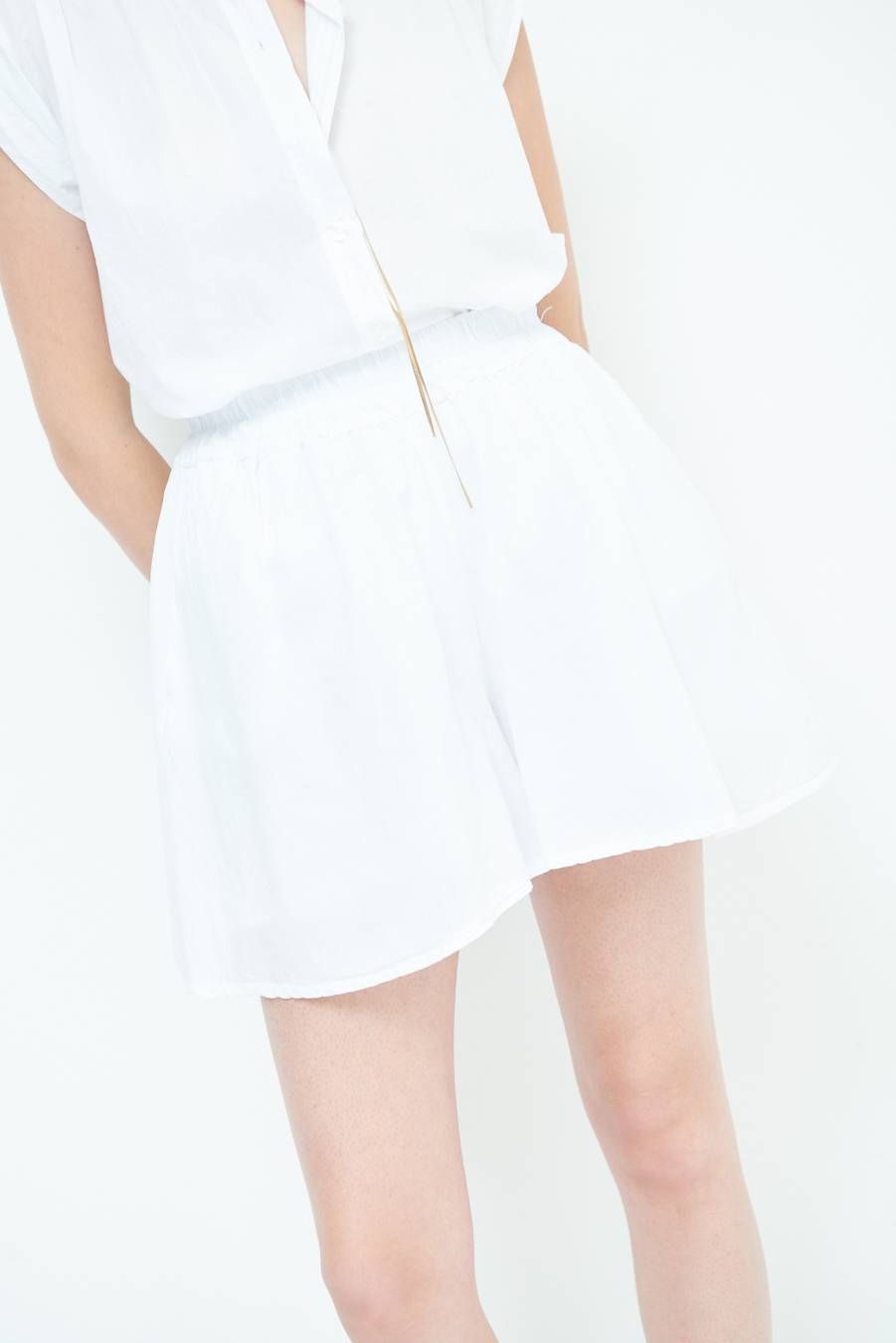 Kikisix SHORTS CON TASCHE BIANCO