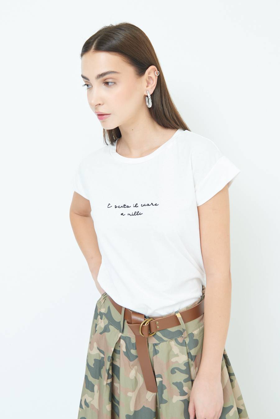 Kikisix T-SHIRT "E SENTO IL CUORE A MILLE" PANNA