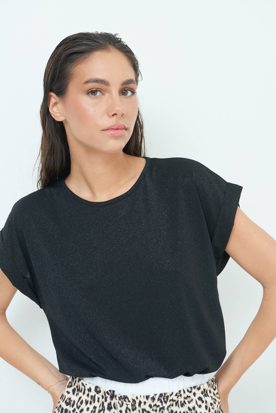 Kikisix T-SHIRT OVER CON RISVOLTO LUREX NERO