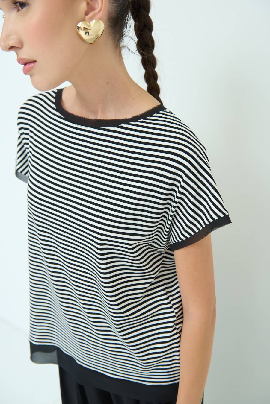 Kikisix T-SHIRT OVER VISCOSA RIGHE NERO