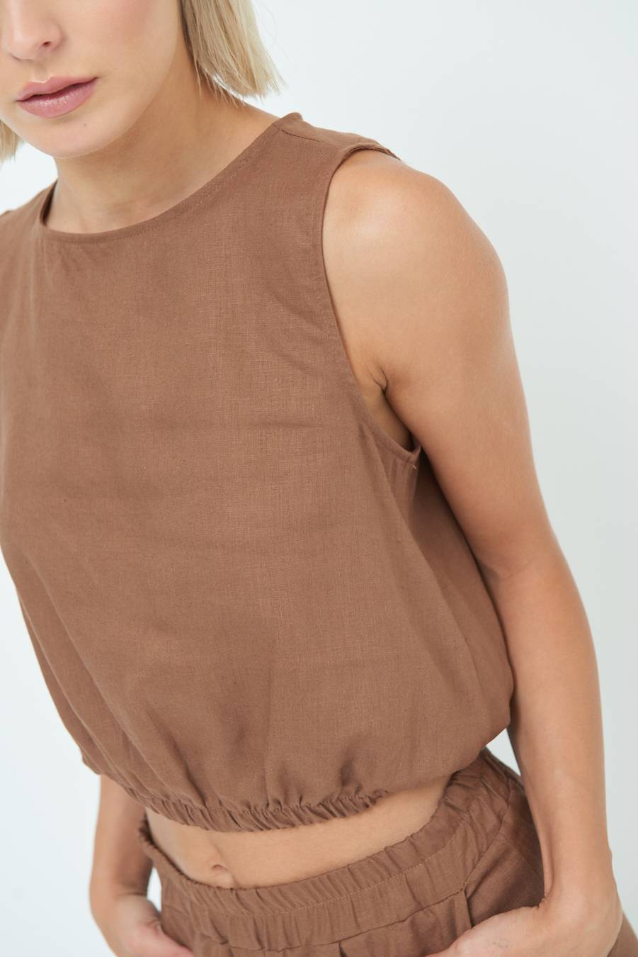 Kikisix TOP CORTO CON ELASTICO CIOCCOLATO