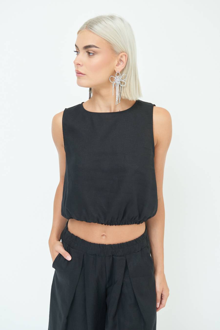 Kikisix TOP CORTO CON ELASTICO NERO