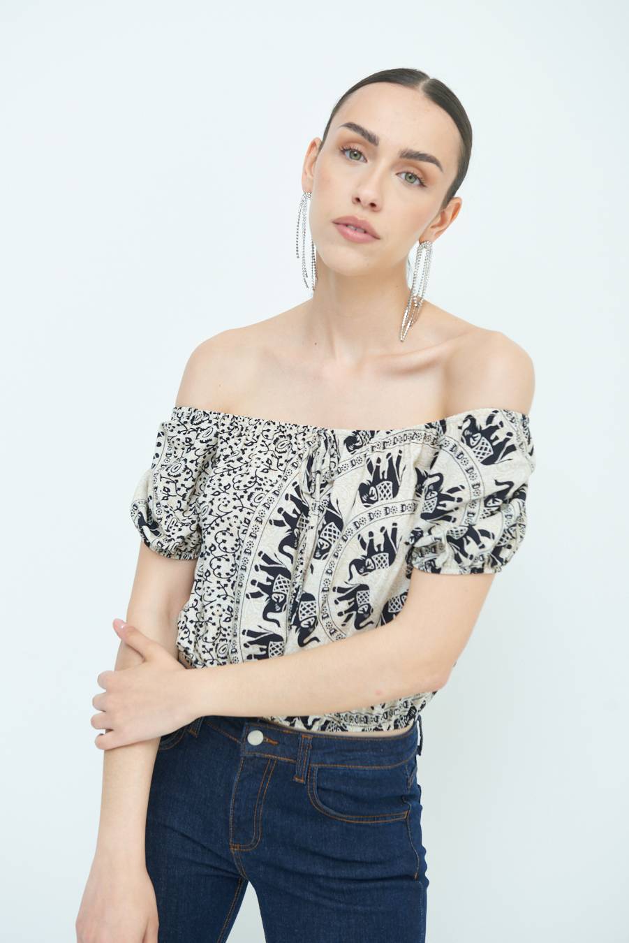 Kikisix TOP SCOLLO SHIFFER NERO