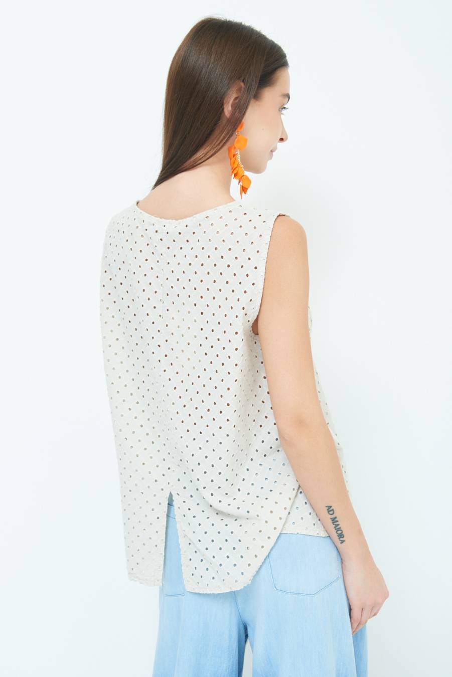 Kikisix TOP SMANICATO SANGALLO SABBIA