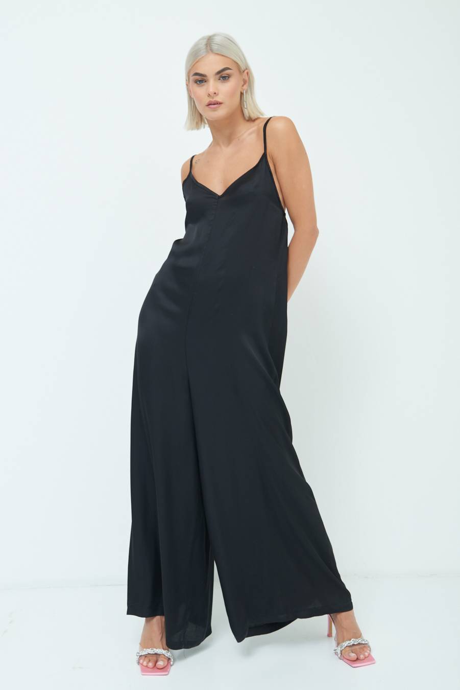 Kikisix TUTA PALAZZO RASO NERO