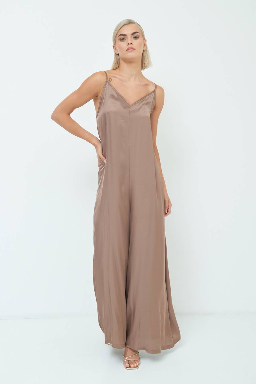 Kikisix TUTA PALAZZO RASO TABACCO