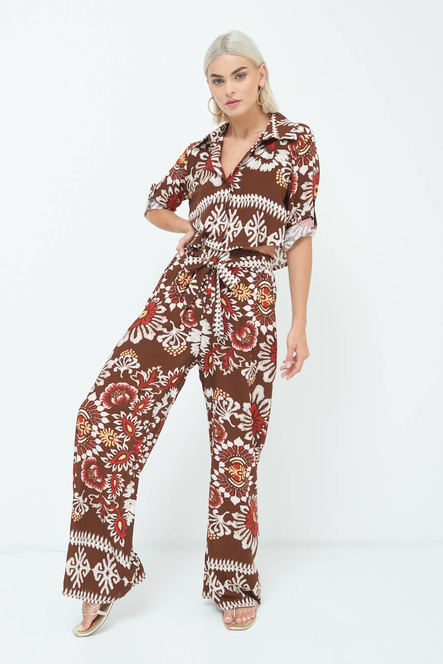 Kikisix PANTA PALAZZO CON CINTURA STAMPA BALZA MORO