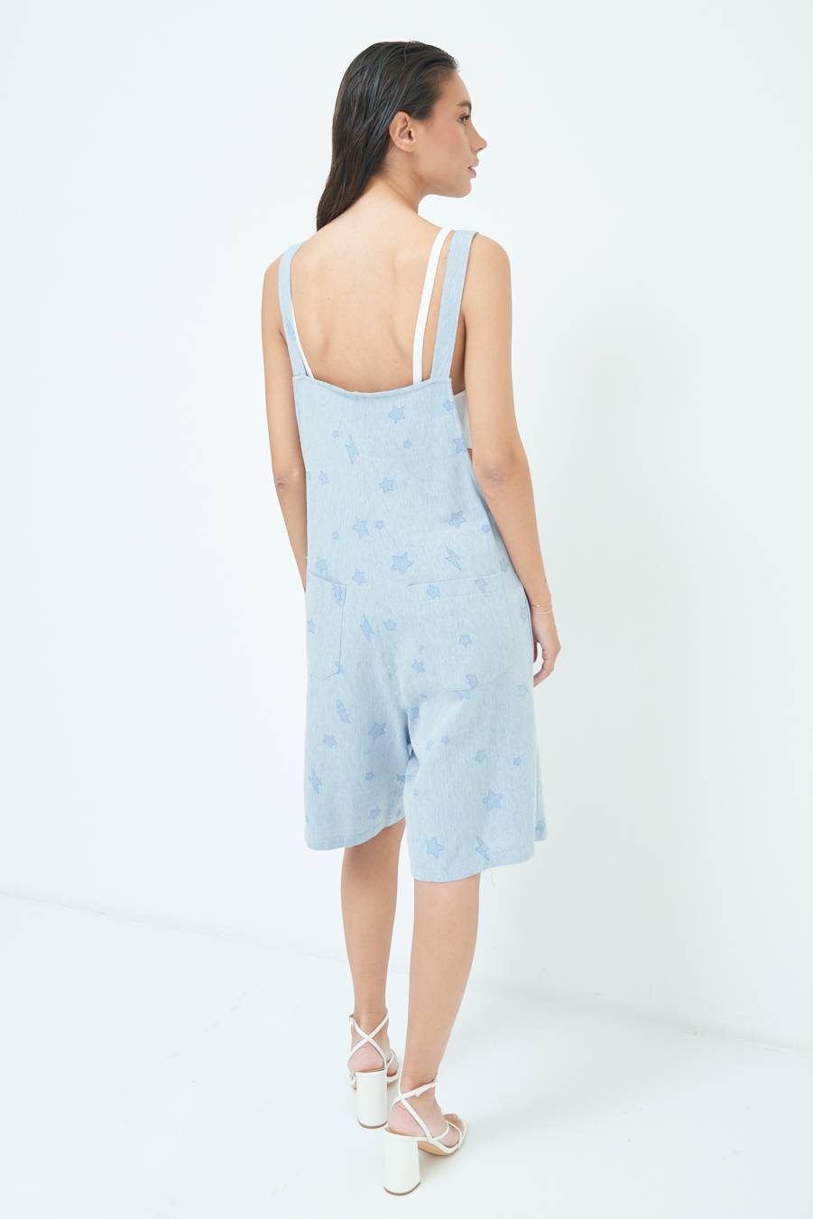 Kikisix SALOPETTE BERMUDA CON STELLE E FULMINI BLU CHIARO