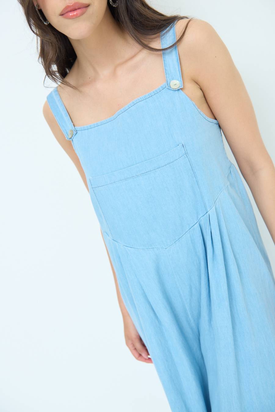 Kikisix SALOPETTE TASCA DAVANTI CHAMBRAY BLU CHIARO