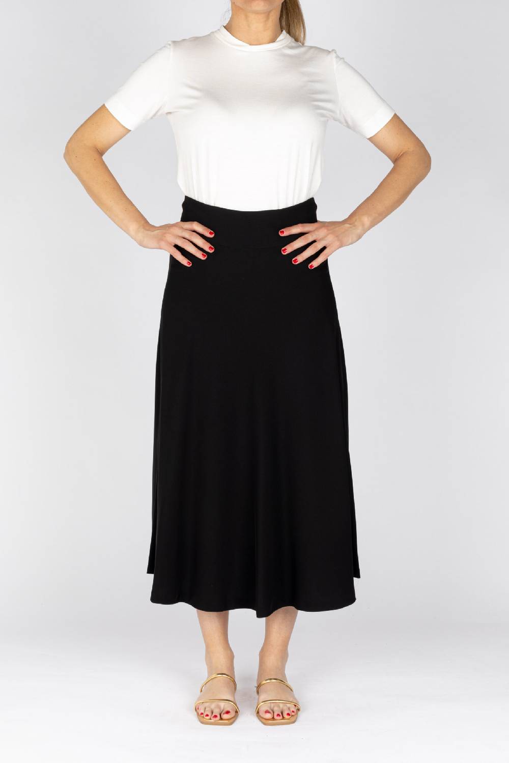 L.Pucci Gonna svasata lunga a metà polpaccio tessuto cady colore nero