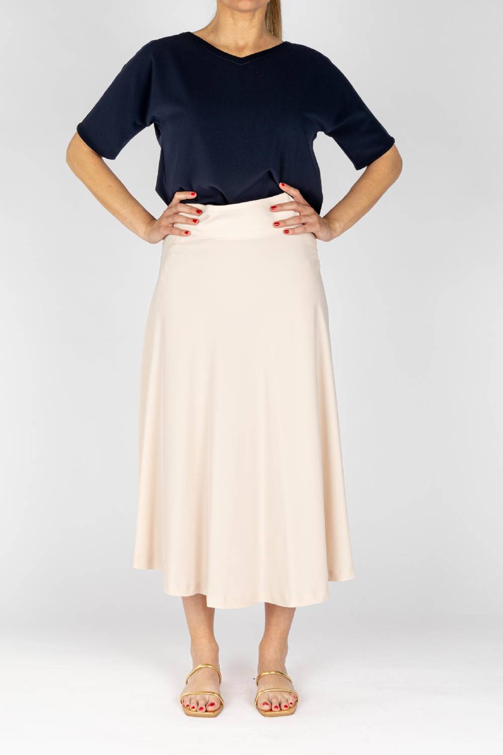 L.Pucci Gonna svasata lunga a metà polpaccio tessuto cady colore avorio