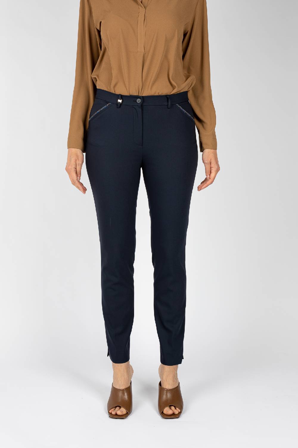 L.Pucci Pantaloni colore blu, linea a sigaretta