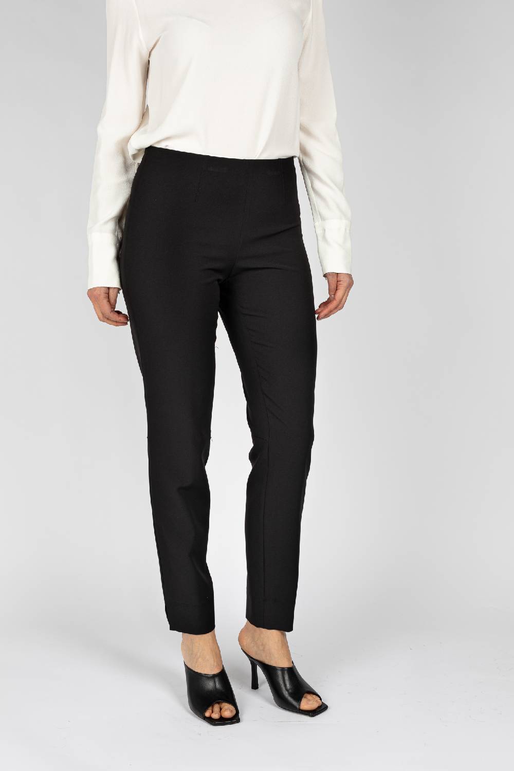 L.Pucci Pantaloni Linea A Sigaretta Colore Nero