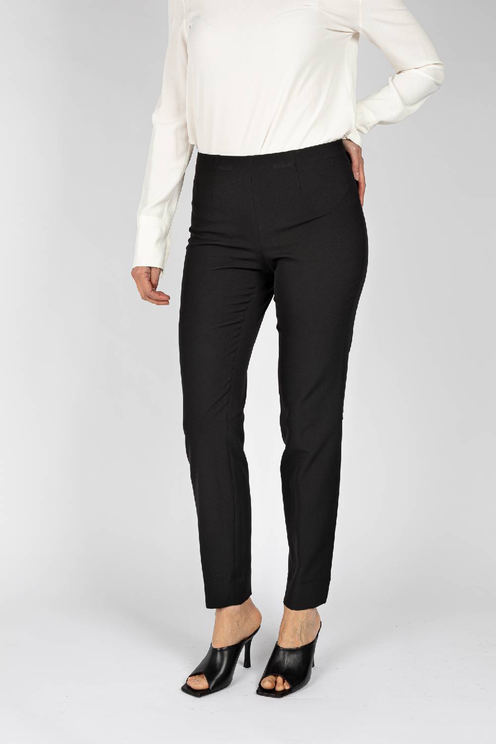 L.Pucci Pantaloni Linea A Sigaretta Colore Nero