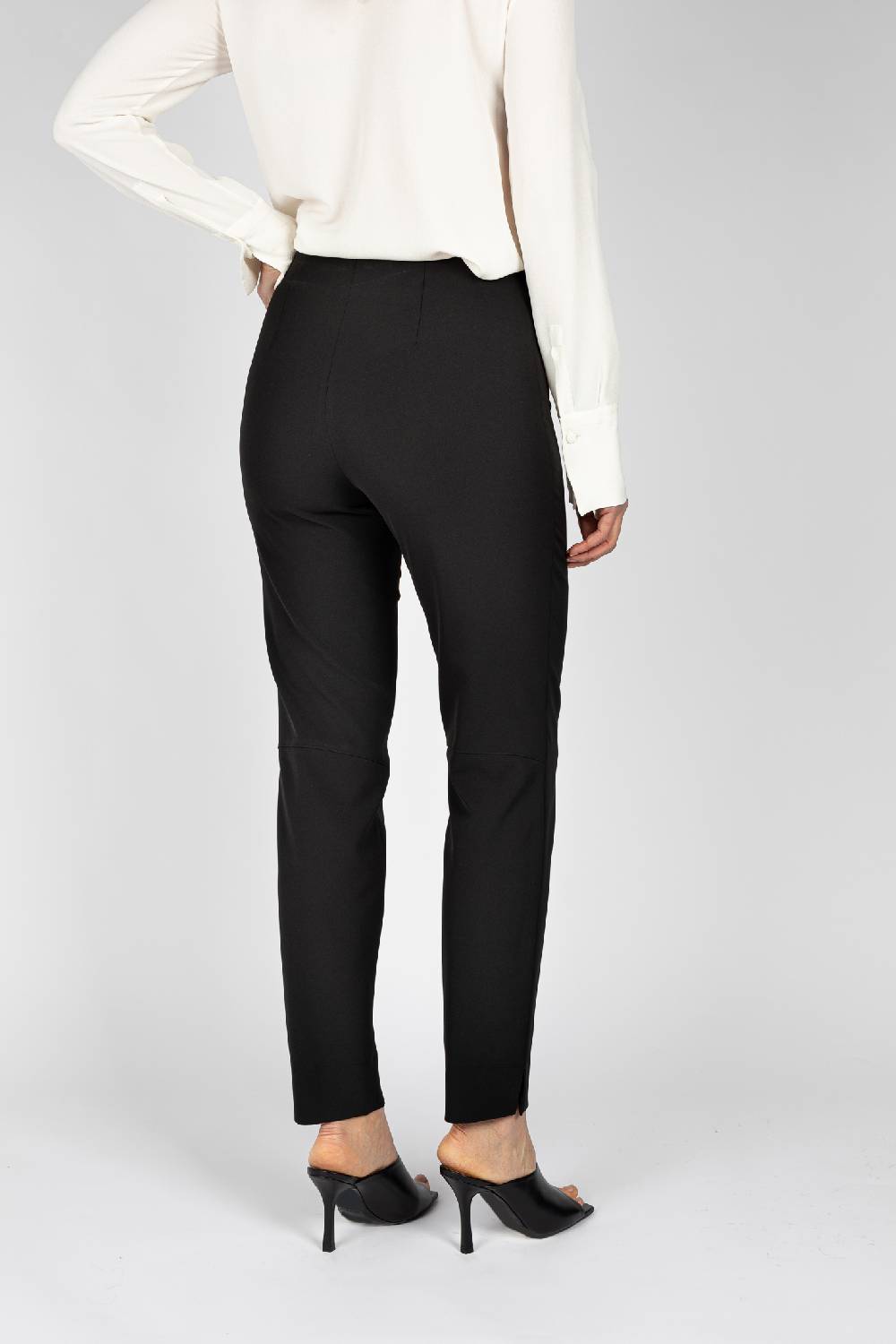 L.Pucci Pantaloni Linea A Sigaretta Colore Nero
