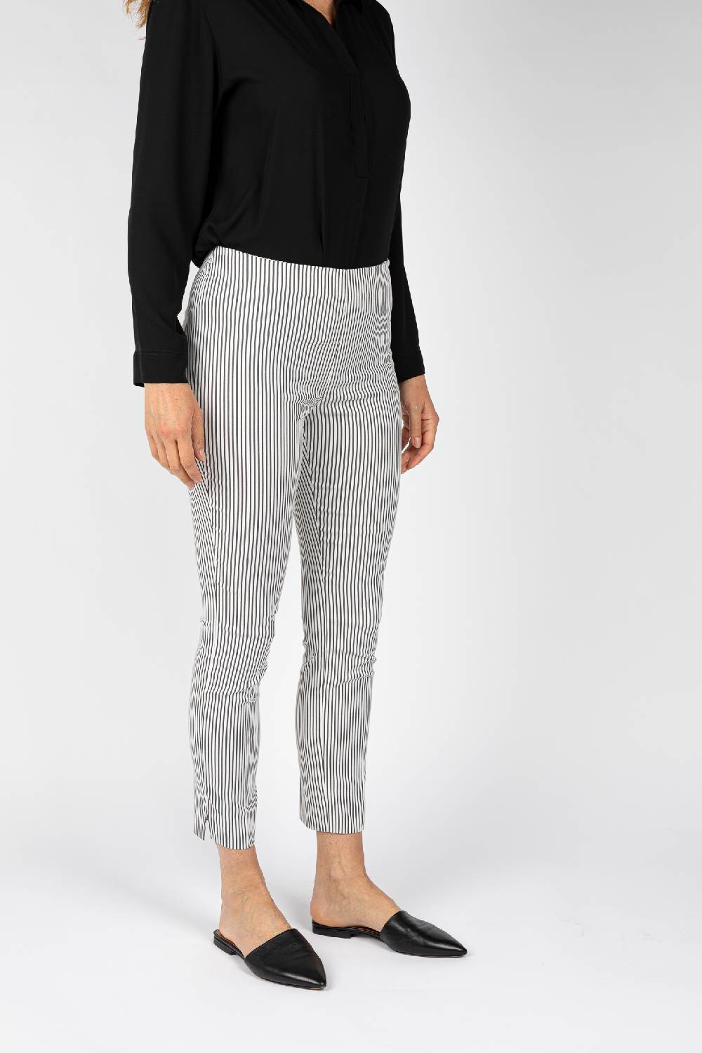 L.Pucci Pantaloni A Riga Colore Nero Da Donna Linea Stretta