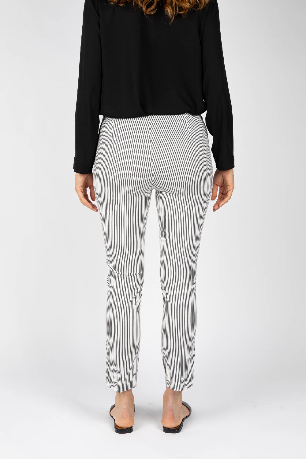 L.Pucci Pantaloni A Riga Colore Nero Da Donna Linea Stretta