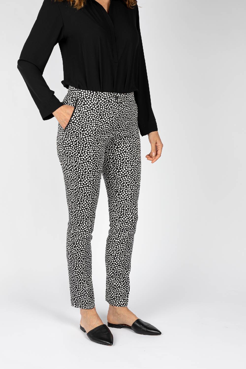 L.Pucci Pantaloni Da Donna Nero Linea Dritta Spacchetti Al Fondo