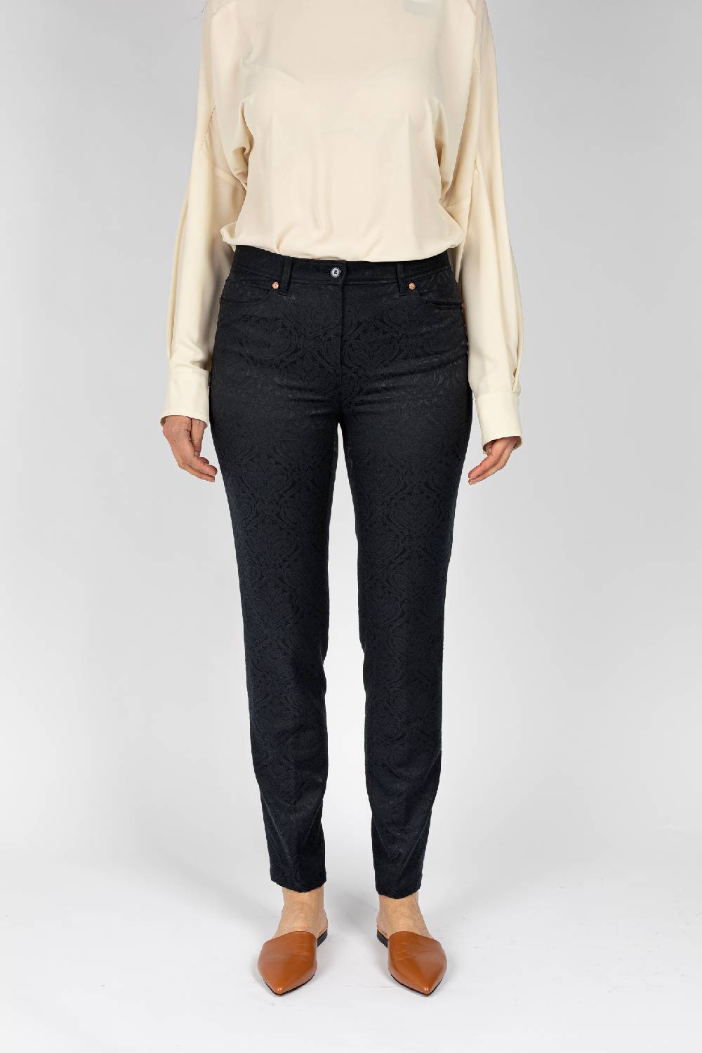 L.Pucci Pantaloni disegno fiore colore blu, linea Jeans tessuto jacquard