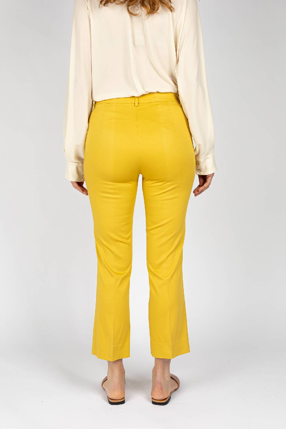 L.Pucci Pantaloni Gamba Corta Fondo Leggermente Svasato, Colore Lime