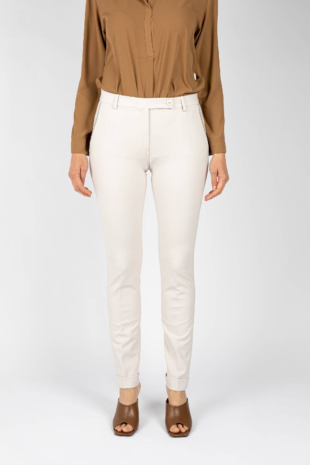 L.Pucci Pantaloni gamba regolare con rovescia colore ghiaccio