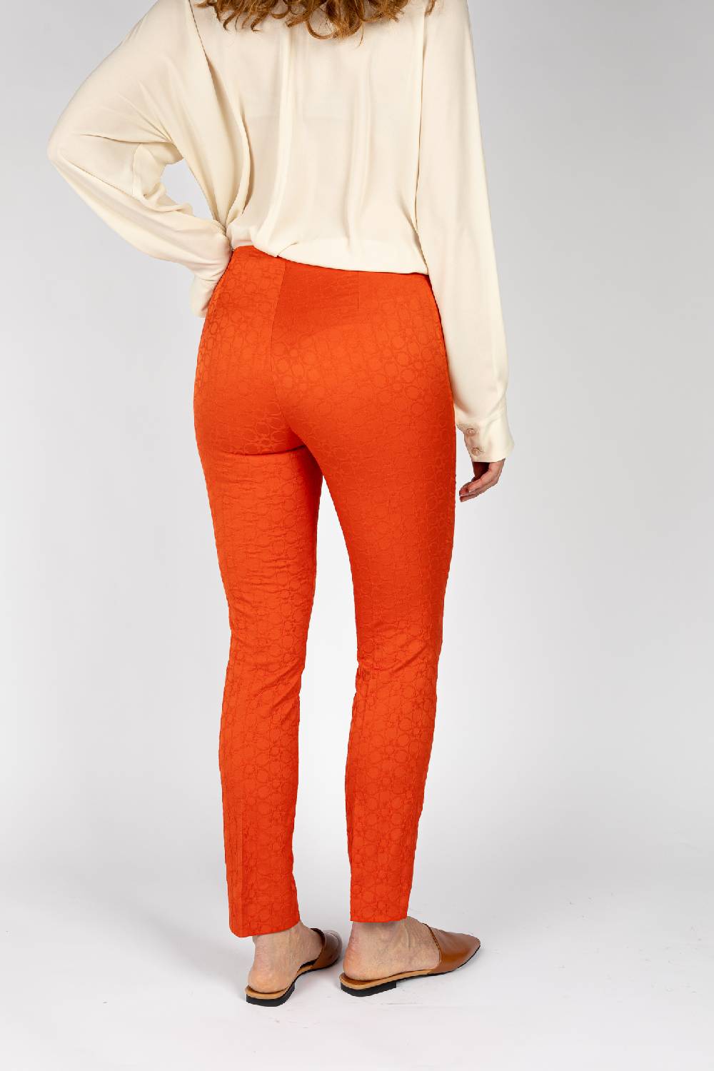 L.Pucci Pantaloni Jacquard A Fiore Colore Arancio, Linea Stretta