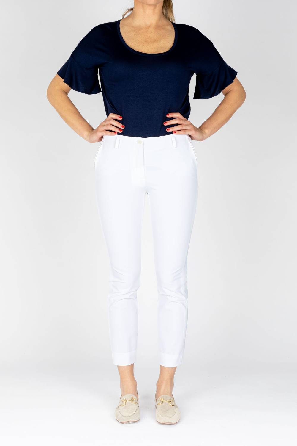 L.Pucci Pantaloni modello gamba stretta tessuto tecnico stretch colore bianco