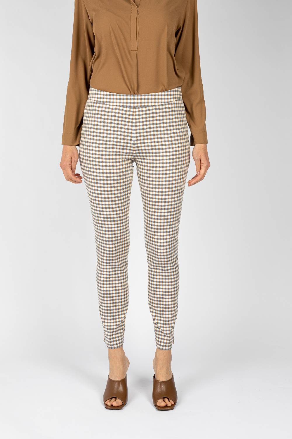 L.Pucci Pantaloni tessuto disegno quadretto colore blu, linea a sigaretta