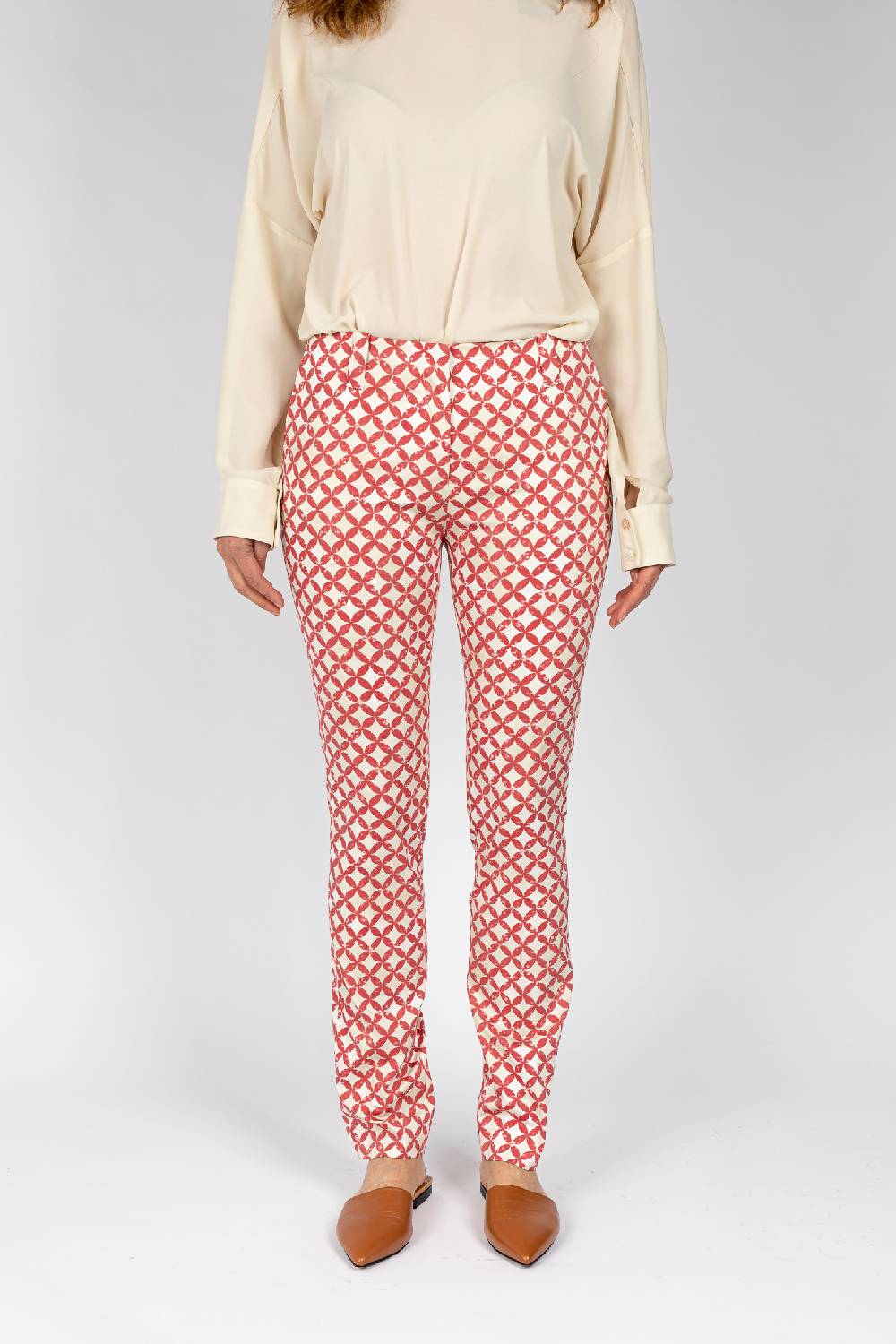 L.Pucci Pantaloni tessuto fantasia a cerchi rosso, gamba regolare